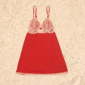 NWT Victoria’s Secret lingerie top size small